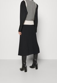ARKET Strickpullover - beige