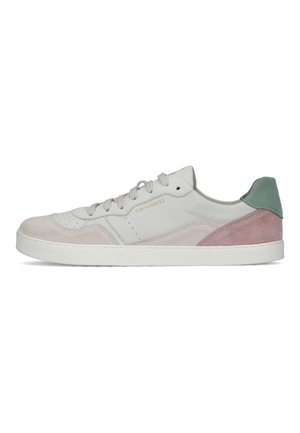 Baskets gris clair en suede et cuir. Elles présentent une semelle en caoutchouc blanche, des accents roses et verts, ainsi que des lacets ton sur ton.