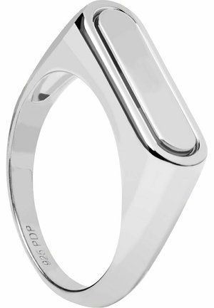 Silberring mit rechteckigem, glattem Oberteil, das eine elegante, polierte Oberfläche und ein verjüngtes Band aufweist, mit der Prägung "925 PDP" auf der Innenseite.