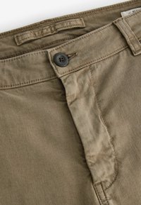 Next Chino - tan brown