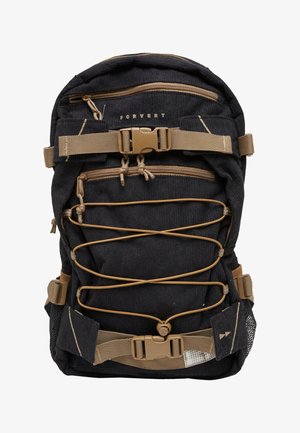 Schwarzer Rucksack mit hellbraunen Akzenten, der mehrere Reißverschlusstaschen, elastische Schnürsenkel und verstellbare Riemen für sicheren Stauraum bietet.