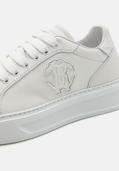 Roberto Cavalli Sneakers basse - white
