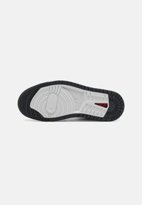 Jordan AIR JORDAN 1 ZOOM CMFT - Zapatillas altas - neutral grey/concord/off noir/white