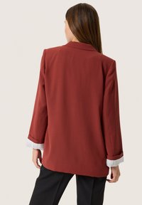 Soaked in Luxury SHIRLEY FOLD - Blazer - russet brown