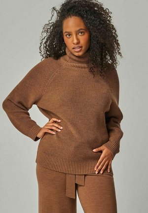 EVE - MERINO KNIT SWEATER WITH STAND-UP COLLAR - Strickpullover - cognac