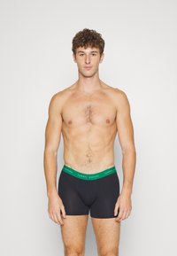 Tommy Hilfiger 3 PACK - Boxers - desert sky/ultra blue/green