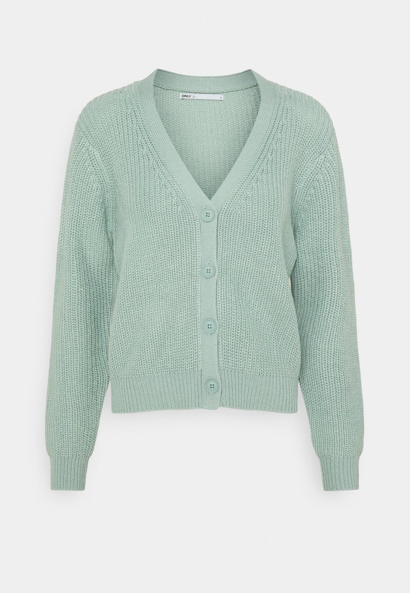 Cardigan tricoté vert clair avec manches longues, encolure en V, quatre boutons à l'avant, et poignets et ourlet côtelés.