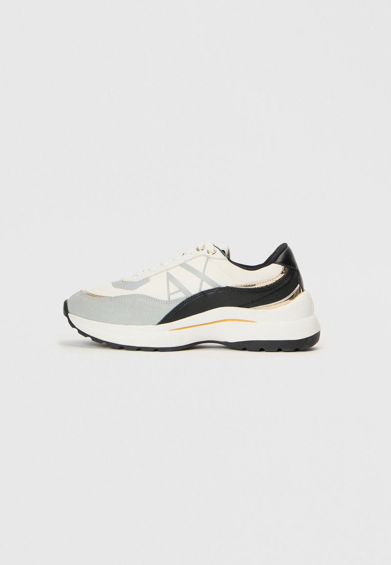 Armani Exchange Sneakers laag meerkleurig Armani Exchange Sneakers laag meerkleurig