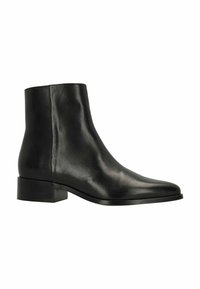 Zwarte leren enkelboots met een gladde afwerking, ronde neus, mid-height blokhak en minimalistisch ontwerp. Geen zichtbare hardware of patronen.