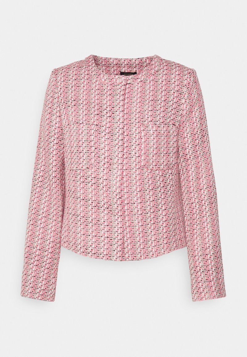 Veste texturée rose et blanche avec deux poches avant, col rond et manches longues. Le motif du tissu présente un design à motif de grille tissée.
