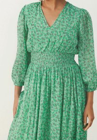 Part Two Robe de jour - green