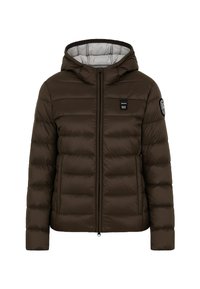 Hnedá nafukovacia bunda s kapucňou, so zipsovým zapínaním vpredu, prešitým dizajnom, logom na hrudi a bočnými vreckami.