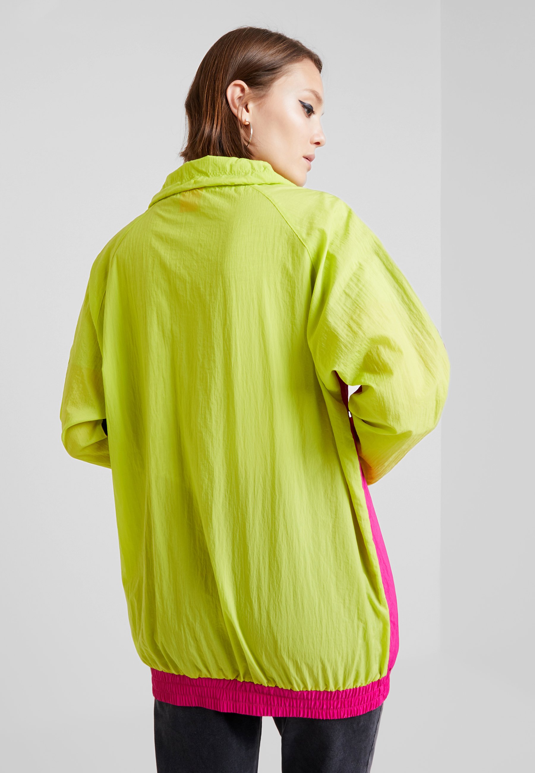 sport style optiks windbreaker