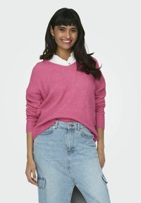 ONLY ONLCAMILLA V NECK - Stickad tröja - azalea pink
