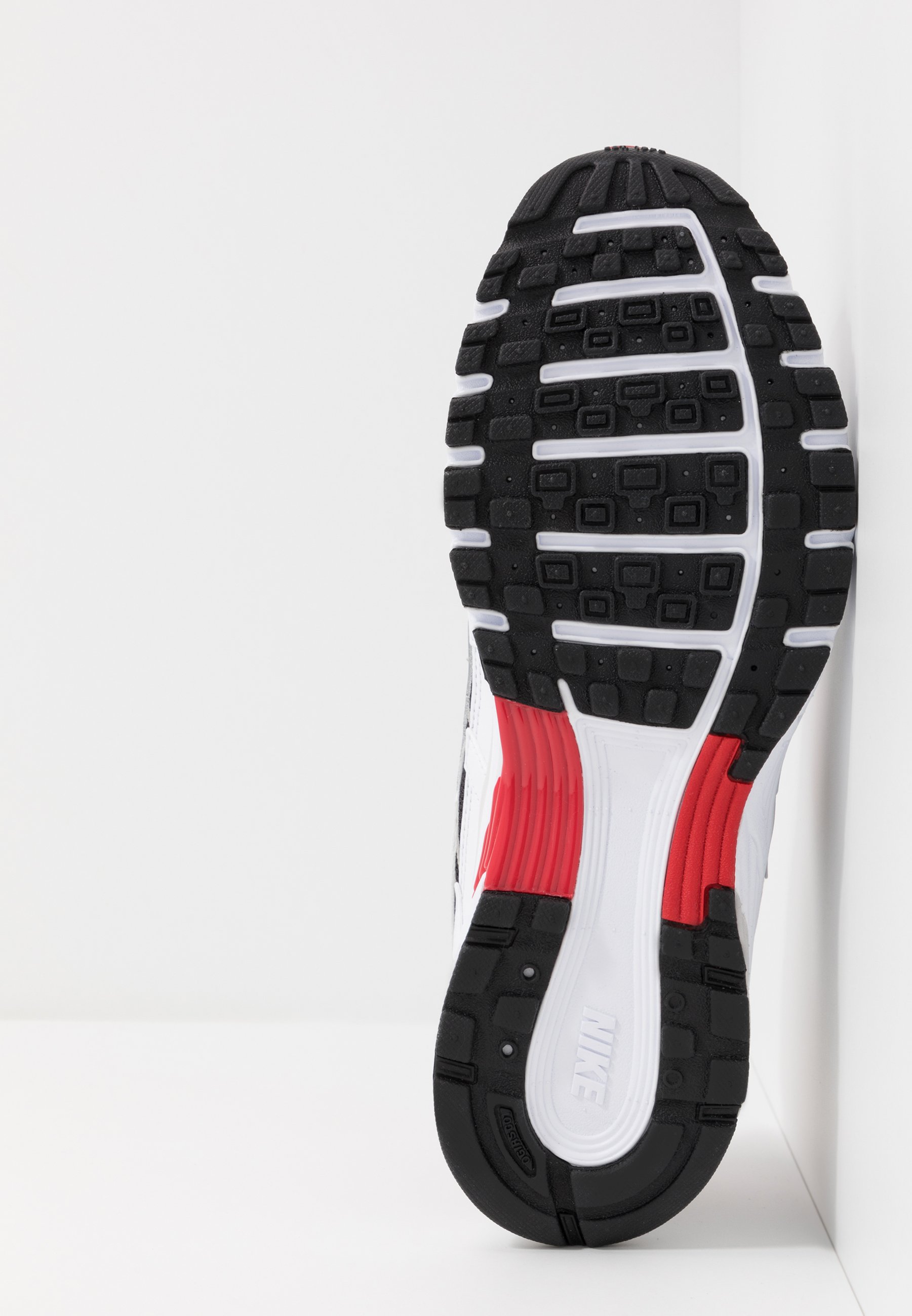 Nike Sportswear P-6000 - Sneaker low - white/particle grey/university  red/neutral grey/black/weiß - Zalando.ch