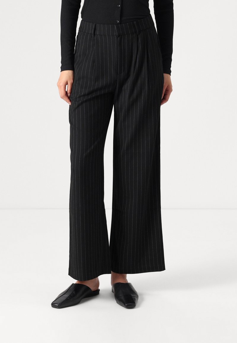 Hollister Co. TAILORED WIDE LEG - Kelnės - black