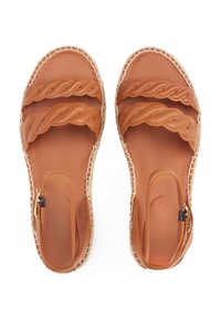 Thumbnail Image 5