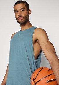 Under Armour ZONE TANK - Top - jasper blue/serpentine