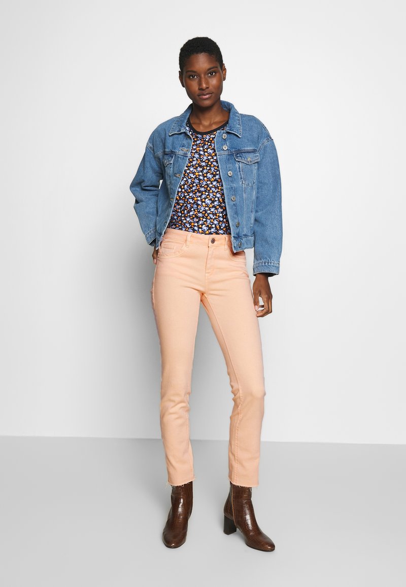 Pantalon Rose Pastel Tom Tailor Taille 36 Femme - Coupe Slim, Style Chino, Occasion En Bon état