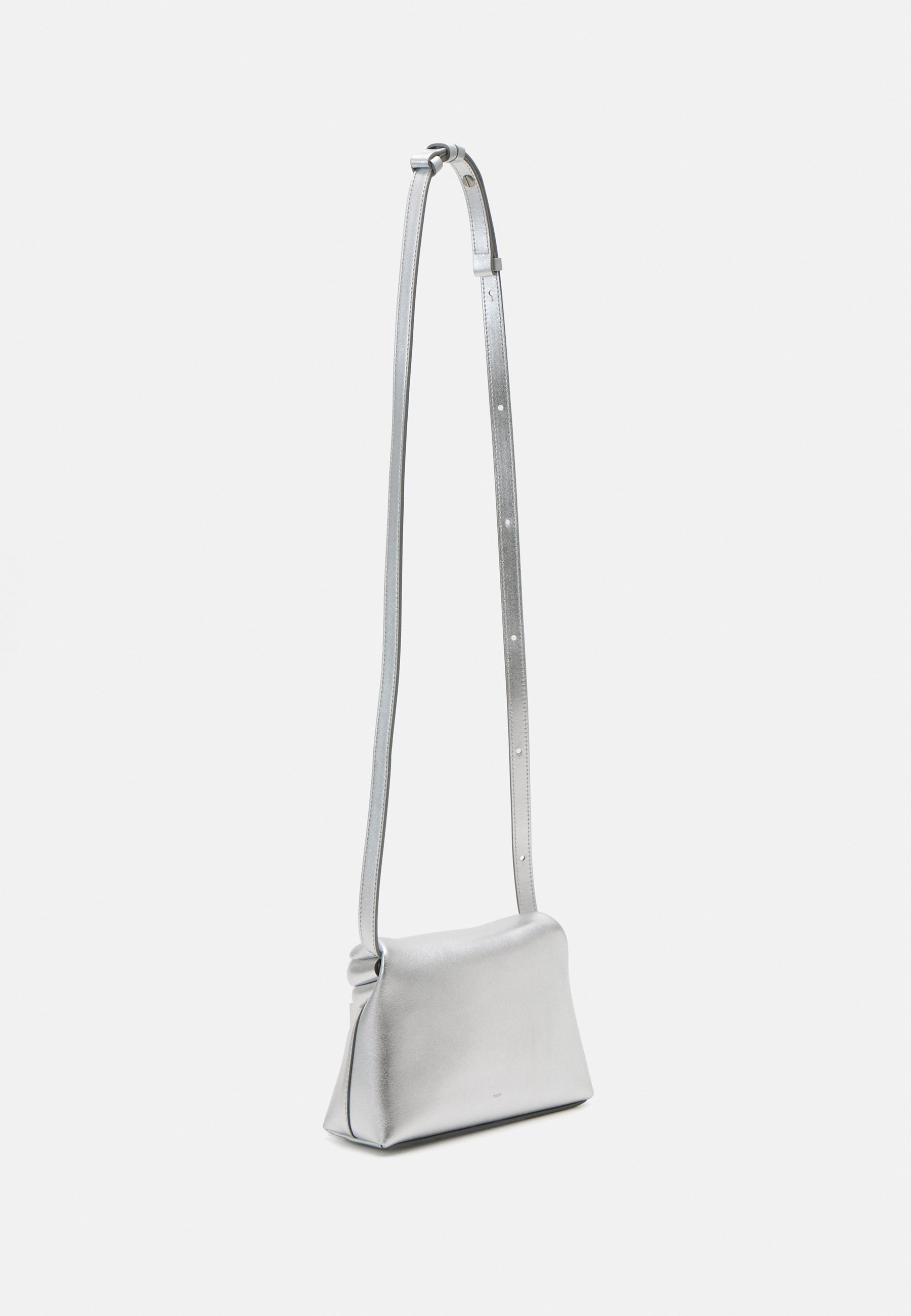 Osoi シルバーFOLDER BROT ショルダーバッグ ハンドバッグ オソイ