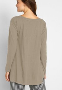 bonprix Maglietta a manica lunga - green