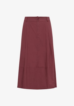 Sukňa strednej dĺžky áčkového strihu v hlbokej burgundskej farbe s pásom, pútkami na opasok, predným zapínaním na gombíky a jemným švom pri spodnom okraji.