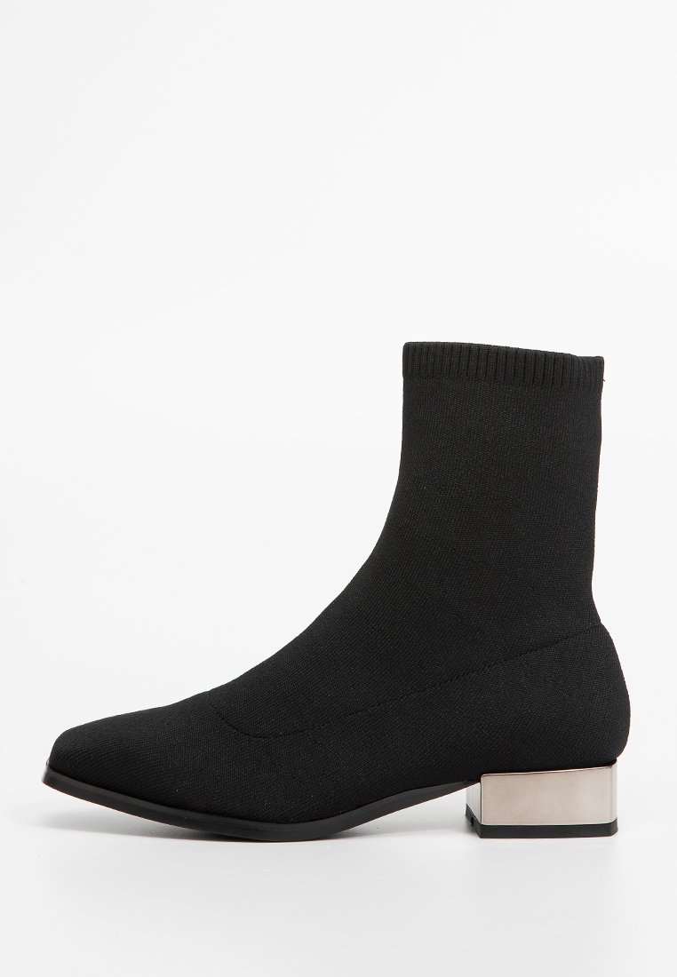 Bianco Korte laarzen zwart Bianco Korte laarzen zwart