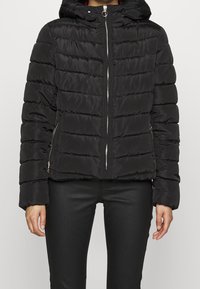 ONLY Petite Vinterjacka - black