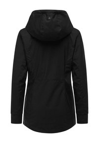 Schwarze Jacke mit langen Ärmeln und Kapuze, tailliert, mit einem kleinen rechteckigen Logopatch auf dem oberen Rücken.