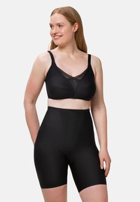 Schwarze Shapewear aus glattem, dehnbarem Stoff. Der BH verfügt über ein Netzpaneel und verstellbare Träger, kombiniert mit hoch taillierten Shorts.