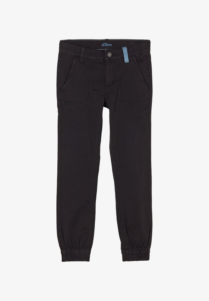 Czarne bawełniane spodnie dresowe z elastycznymi mankietami, dwiema przednimi kieszeniami i niebieskim akcentem na pasie. Zapinane na guzik.