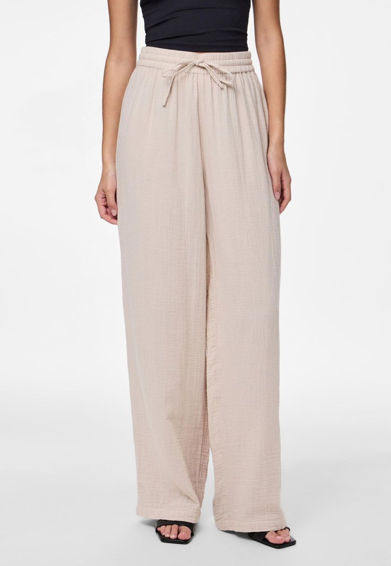 Pieces - PCSASTINA WIDE  - Trousers - silver gray, Enlarge