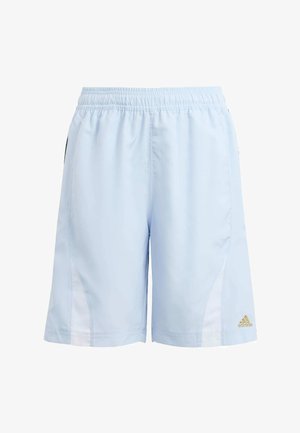 Pantalones cortos deportivos para hombre en azul claro con cintura elástica, paneles laterales blancos y pequeño logo dorado de Adidas en la parte inferior derecha de la pierna.