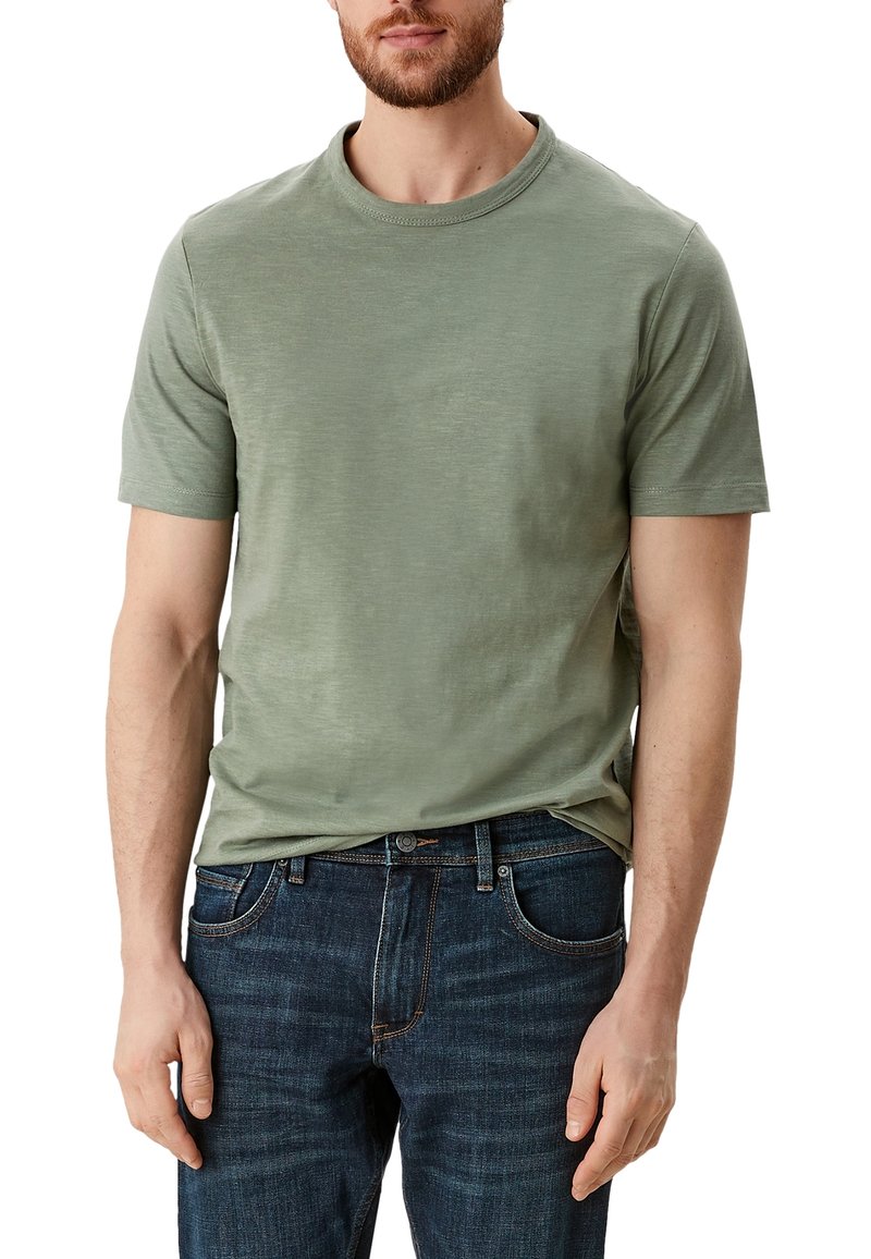 Herren T-Shirts basic | s.Oliver T-Shirt basic army green/dunkelgrün - NE13714 Herren T-Shirts basic | s.Oliver T-Shirt basic army green/dunkelgrün - NE13714