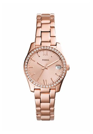 Rose gold Fossil armbåndsur med krystalbesat krans, romertal, tre visere, datovisning ved kl. 3 og lænket metalrem.