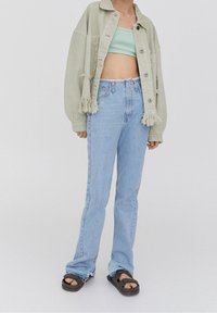 PULL&BEAR Chaqueta vaquera - green