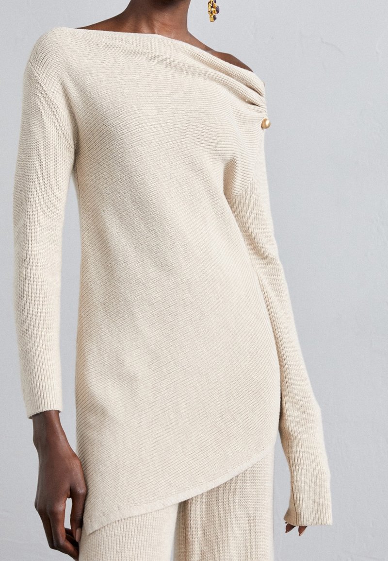 Cult Gaia Stickad tröja - beige