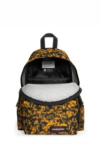 Eastpak DAY PAK'R - Zaino - volcamo yellow