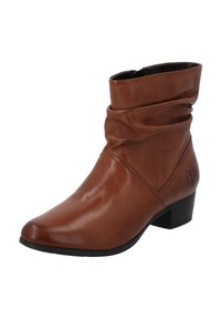 Bota de cuero marrón con diseño de puño plegado, puntera afilada, tacón bajo en bloque y un sutil detalle del logo en el lateral. Textura suave.
