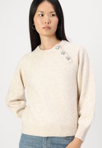 ONLY ONLLAUREN O NECK BUTTON - Neule - oatmeal