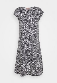 Kort svart och vit leopardmönstrad klänning med korta ärmar och ett sammanknäppt, skiktat kjoldel.