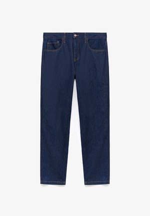 Mörkblå denimjeans med rak passform, femficksdesign, kontrasterande sömmar och knäppning i midjan.