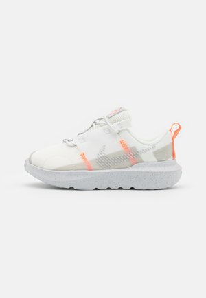 CRATER IMPACT UNISEX - Sneakersy niskie - summit white/grey fog/platinum tint/photon dust/white/hyper crimson