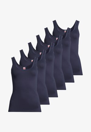 Syv marineblå tanktoppe med et figursyet design, der har en rund halsudskæring og brede stropper, lavet af glat, elastisk stof.