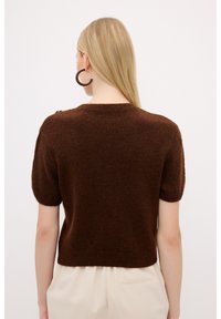 adL DETAILED SHORT SLEEVE - Top - brown