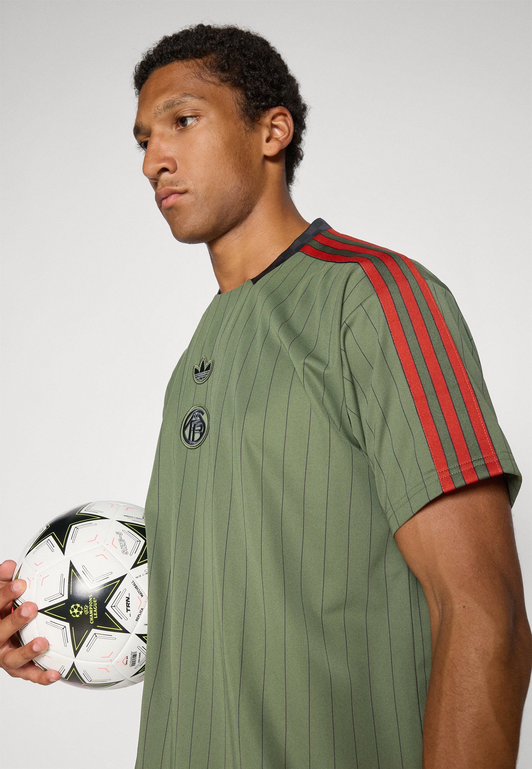 adidas Originals FC BAYERN ICON - Club wear - base green/dark