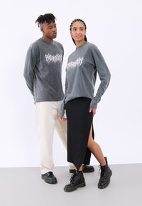 YOURTURN UNISEX - Ilgarankovis viršutinės dalies drabužis - black washed