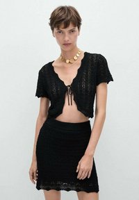Mango Blouse - black