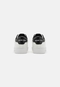 MICHAEL Michael Kors KEATON ZIP SLIP ON - Sneakers basse - black