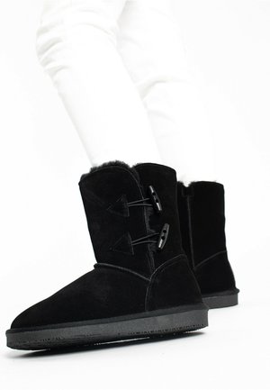 HUBBARD - Winter boots - black